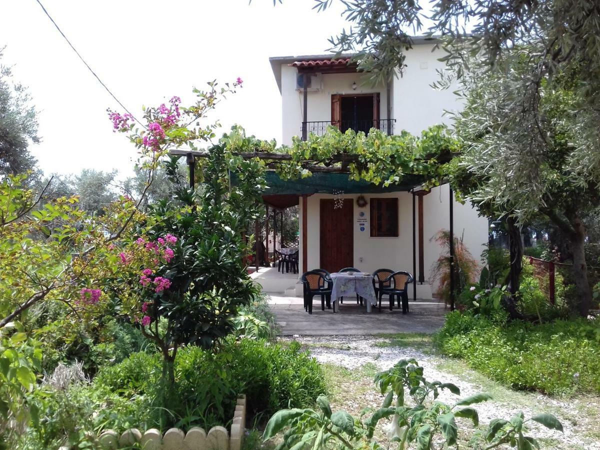 Koutadelias Rooms Kalamos  Exterior photo