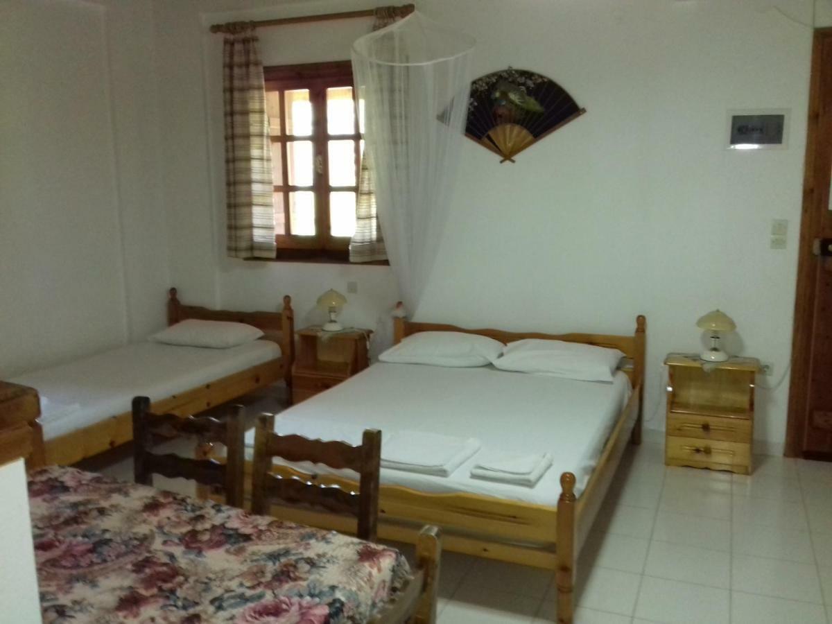 Koutadelias Rooms Kalamos  Exterior photo