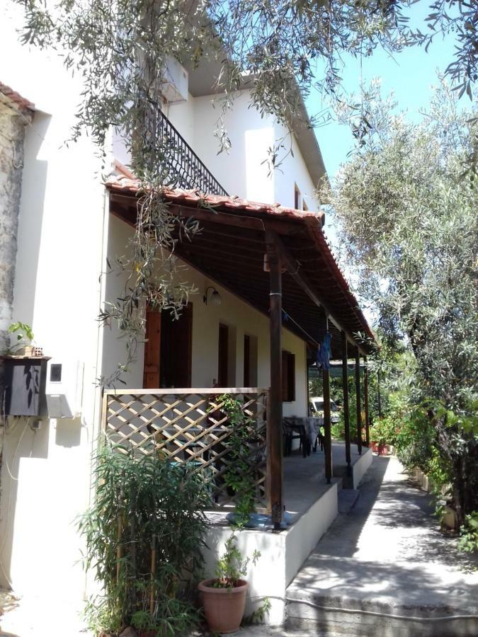 Koutadelias Rooms Kalamos  Exterior photo